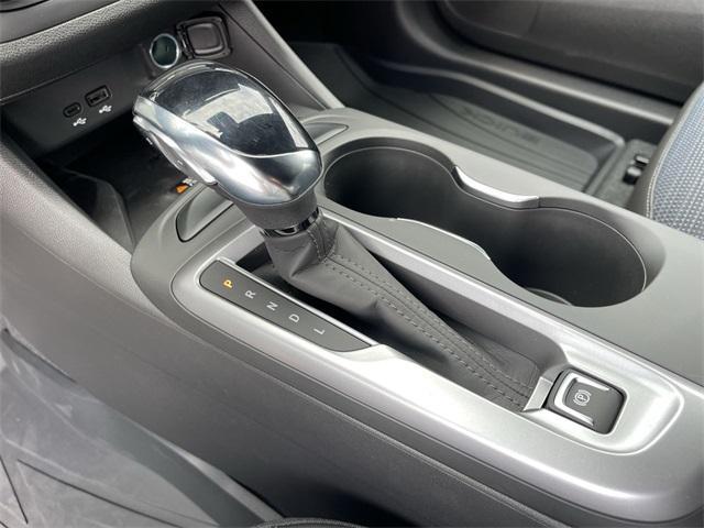 new 2025 Buick Envista car, priced at $26,930