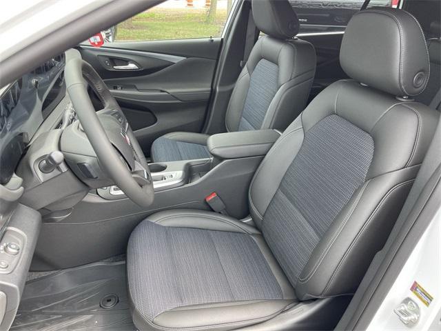 new 2025 Buick Envista car, priced at $26,930