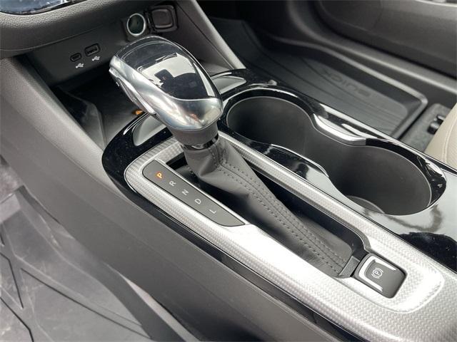 new 2025 Buick Envista car, priced at $30,635