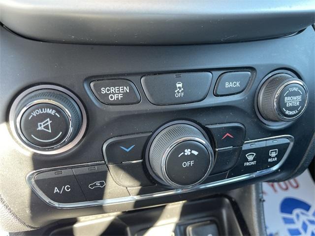 used 2017 Jeep Cherokee car, priced at $8,990