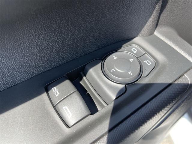 new 2025 GMC Sierra 1500 car, priced at $40,030