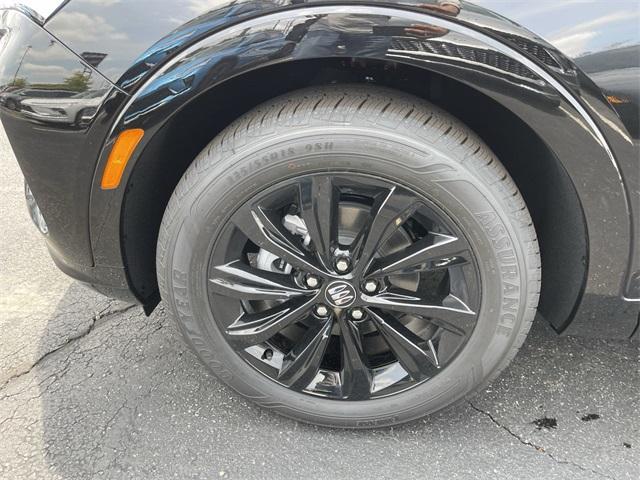 new 2025 Buick Envista car, priced at $29,495