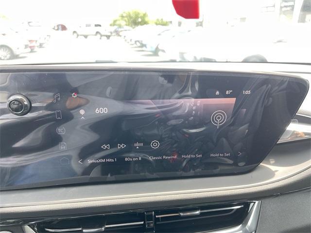 new 2025 Buick Envista car, priced at $29,495