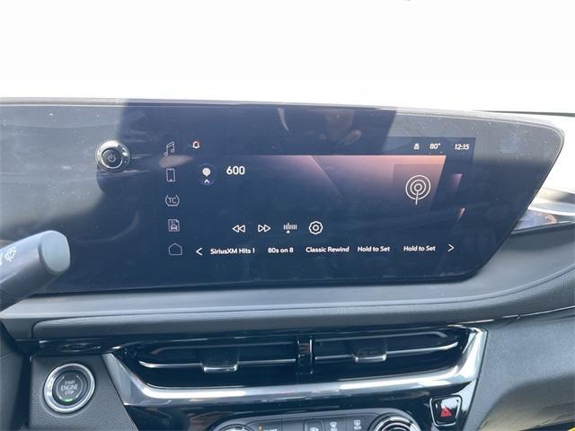 new 2025 Buick Envista car, priced at $28,025