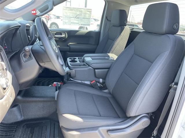new 2025 GMC Sierra 1500 car, priced at $40,030