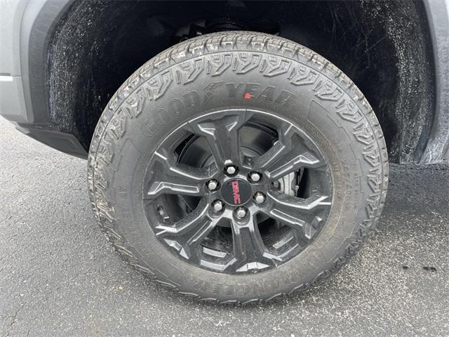 new 2025 GMC Canyon car, priced at $45,825
