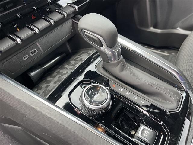 new 2025 GMC Canyon car, priced at $45,825