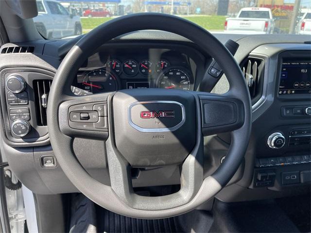new 2025 GMC Sierra 1500 car, priced at $40,030