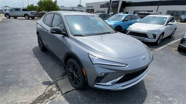 new 2025 Buick Envista car, priced at $29,495