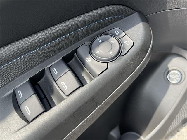 new 2025 Buick Envista car, priced at $29,495