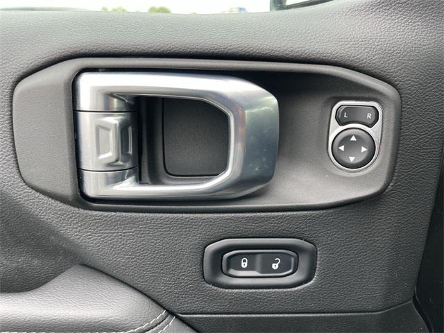 used 2022 Jeep Wrangler Unlimited car, priced at $35,990