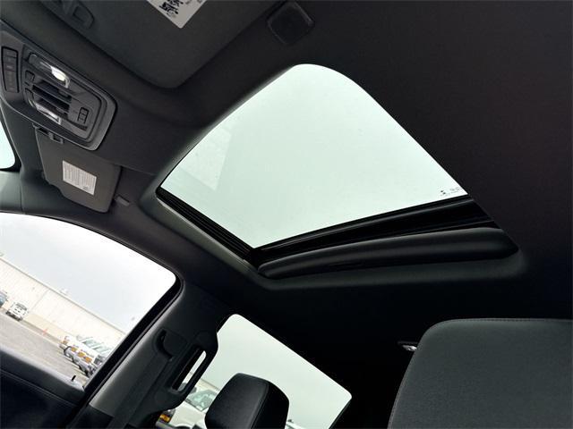 used 2021 Chevrolet Silverado 1500 car, priced at $34,990