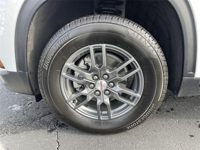 new 2025 GMC Acadia car, priced at $42,245