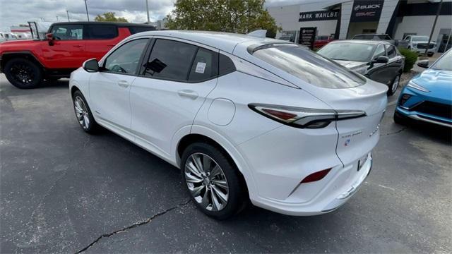 new 2025 Buick Envista car, priced at $31,110