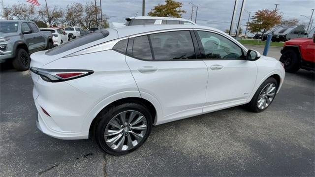 new 2025 Buick Envista car, priced at $31,110