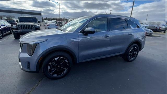 used 2024 Kia Sorento car, priced at $31,888