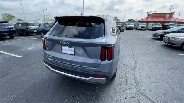 used 2024 Kia Sorento car, priced at $31,888