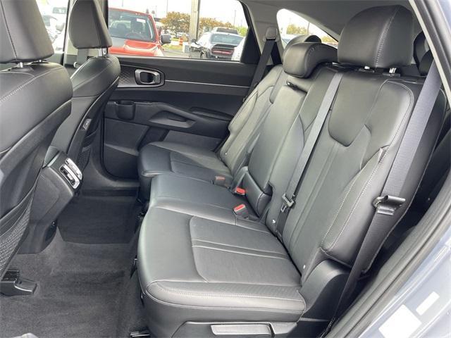 used 2024 Kia Sorento car, priced at $31,888