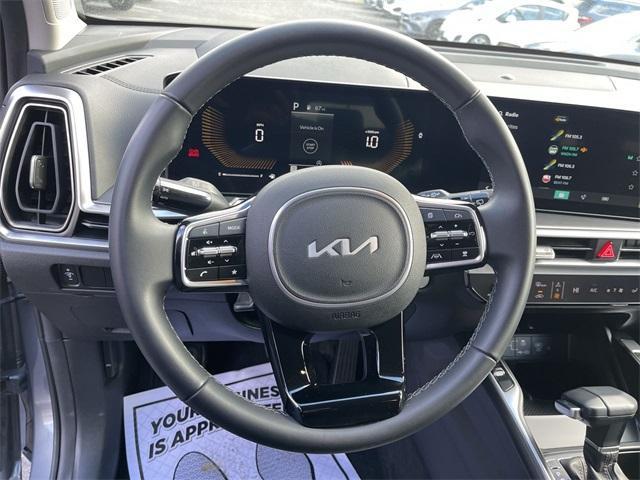used 2024 Kia Sorento car, priced at $31,888
