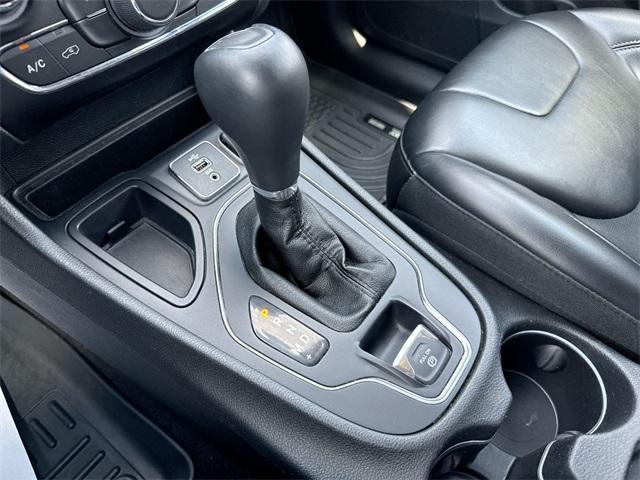 used 2019 Jeep Cherokee car, priced at $12,690