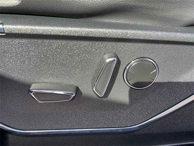 used 2021 Ford F-150 car, priced at $32,890