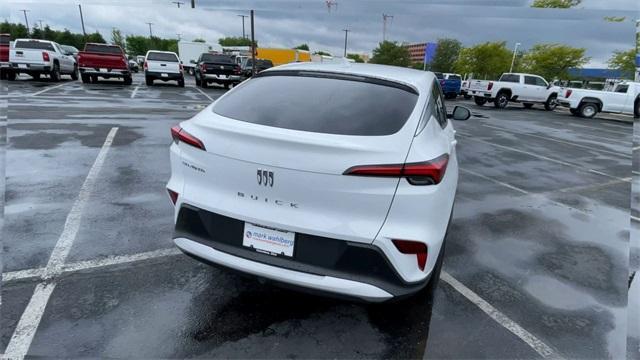 new 2025 Buick Envista car, priced at $26,805