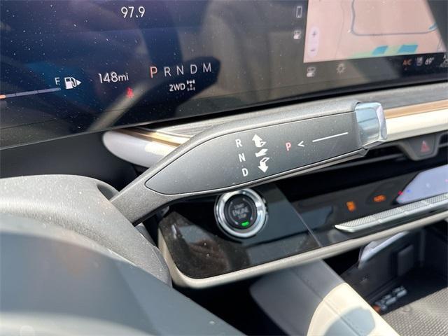 new 2025 Buick Envision car, priced at $47,595