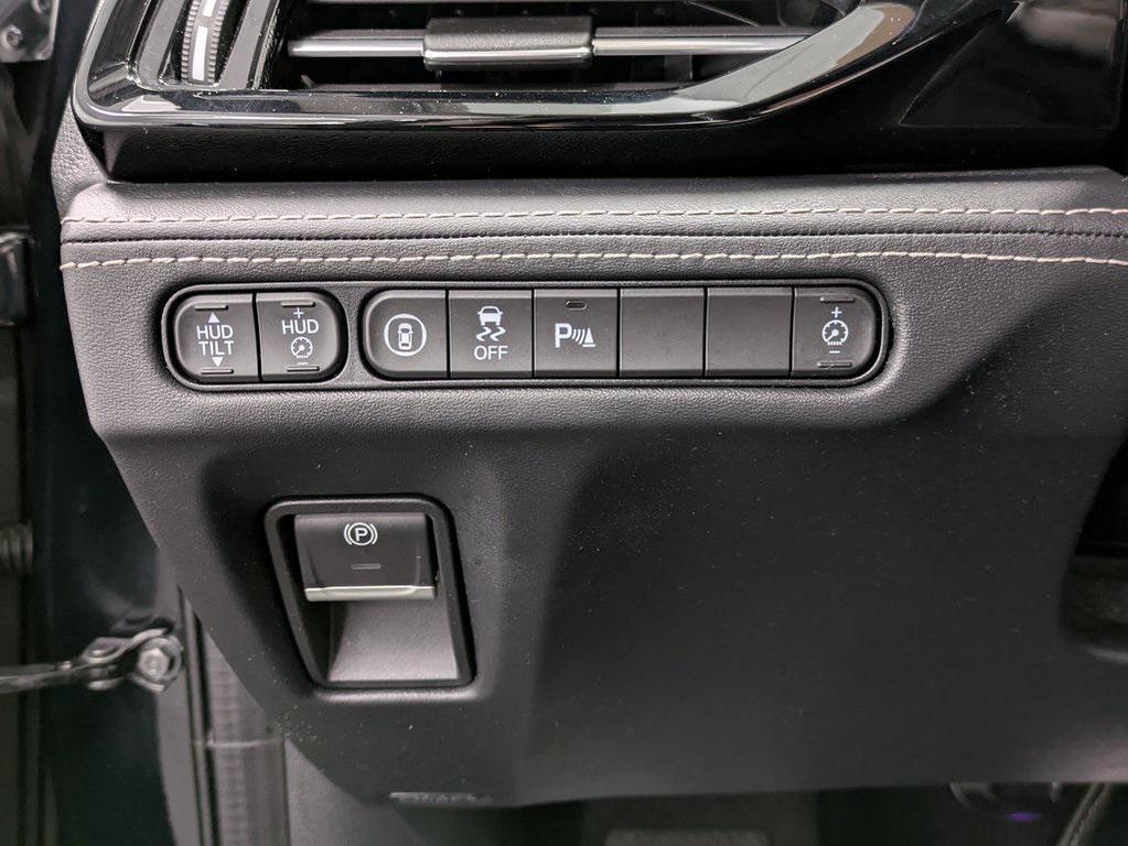 used 2022 Acura MDX car, priced at $38,398