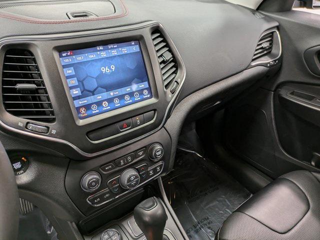 used 2022 Jeep Cherokee car, priced at $23,992