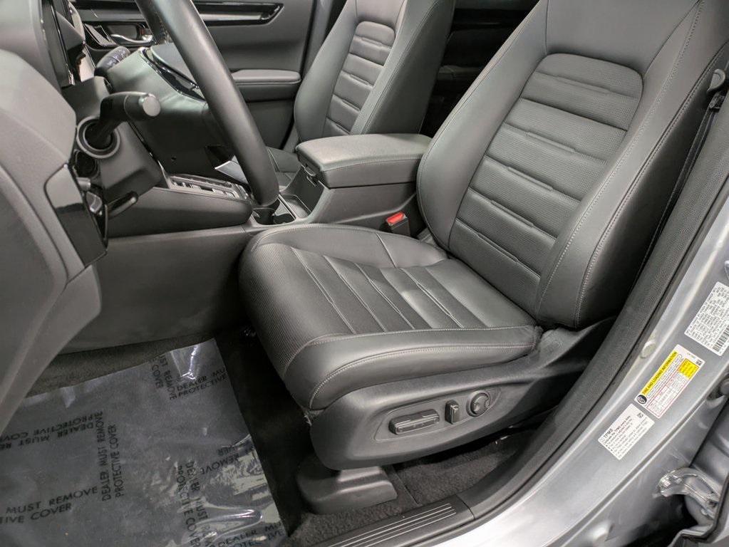 used 2024 Honda CR-V car, priced at $32,934