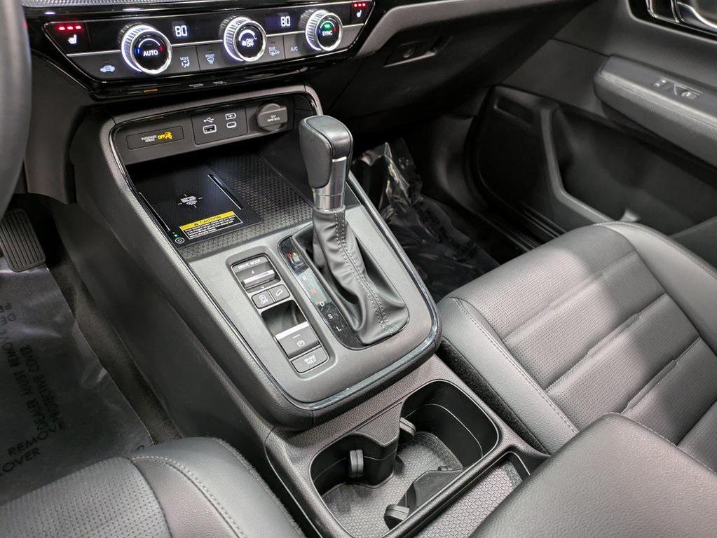 used 2024 Honda CR-V car, priced at $32,934