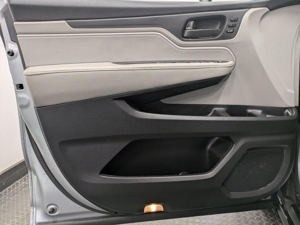 used 2024 Honda Odyssey car, priced at $34,700