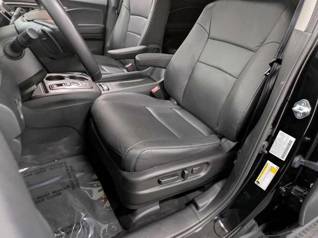 used 2022 Honda Pilot car, priced at $33,494
