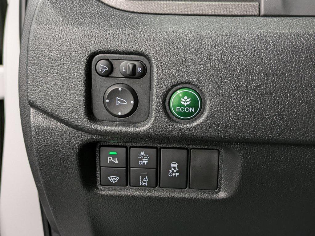 used 2022 Honda Passport car, priced at $33,427