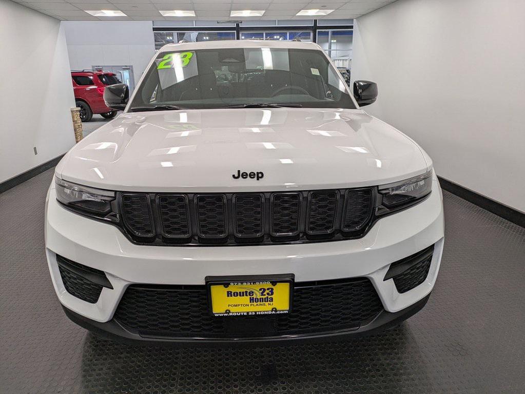 used 2023 Jeep Grand Cherokee car, priced at $31,387