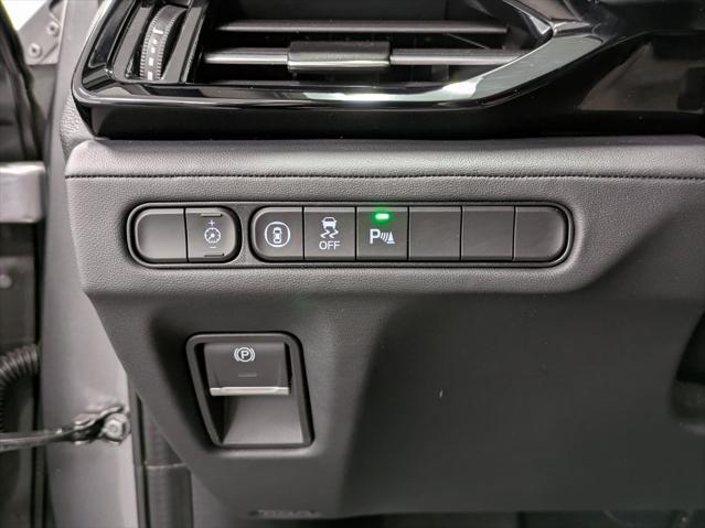 used 2023 Acura MDX car, priced at $43,997