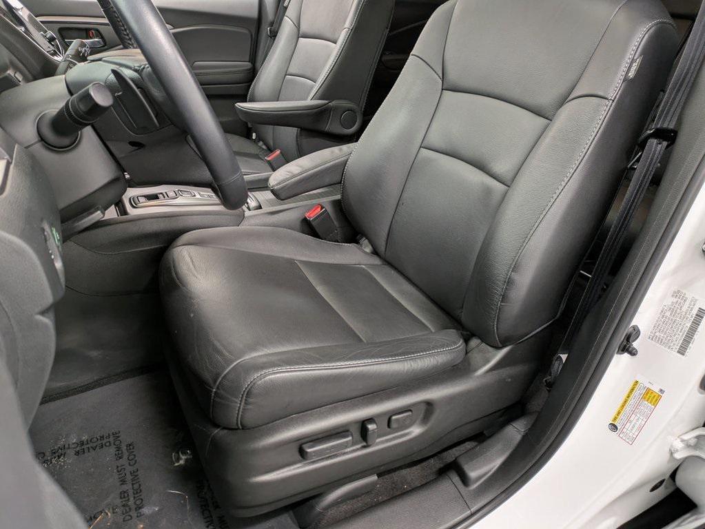 used 2022 Honda Pilot car, priced at $31,644