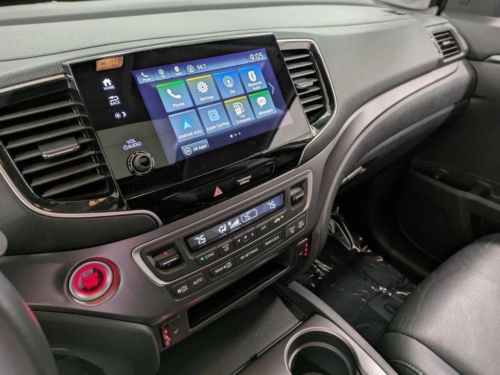 used 2022 Honda Pilot car, priced at $31,644