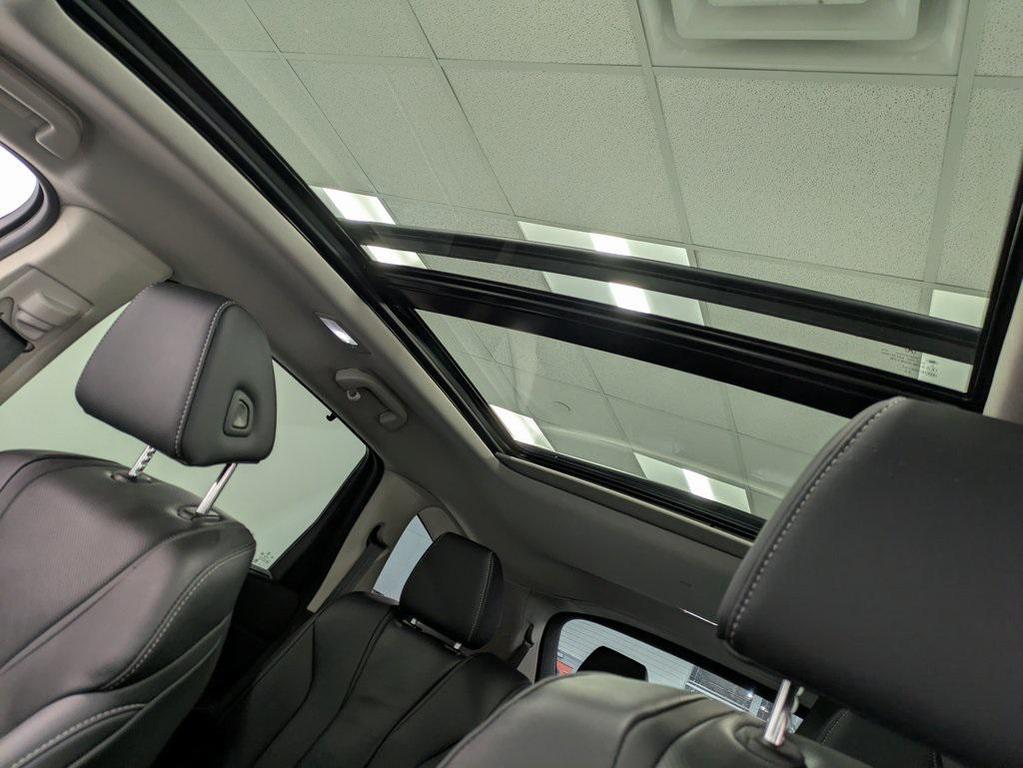 used 2023 Acura MDX car, priced at $40,554