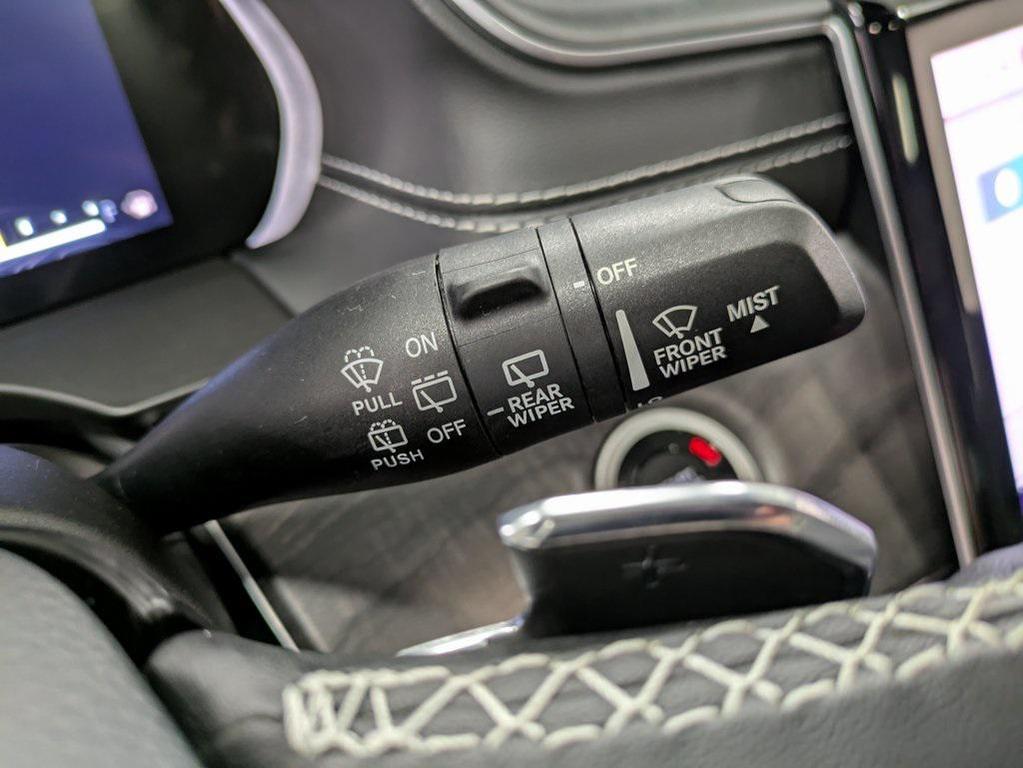 used 2022 Jeep Grand Cherokee car, priced at $29,339