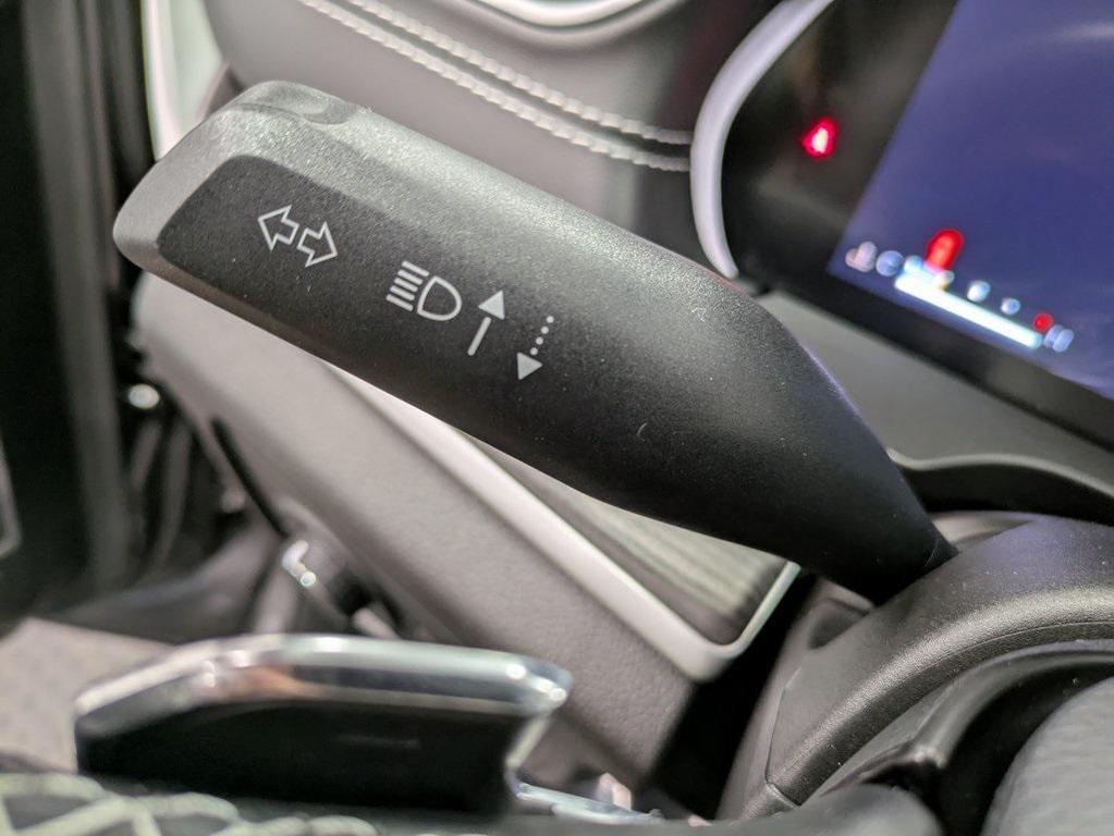 used 2022 Jeep Grand Cherokee car, priced at $29,339