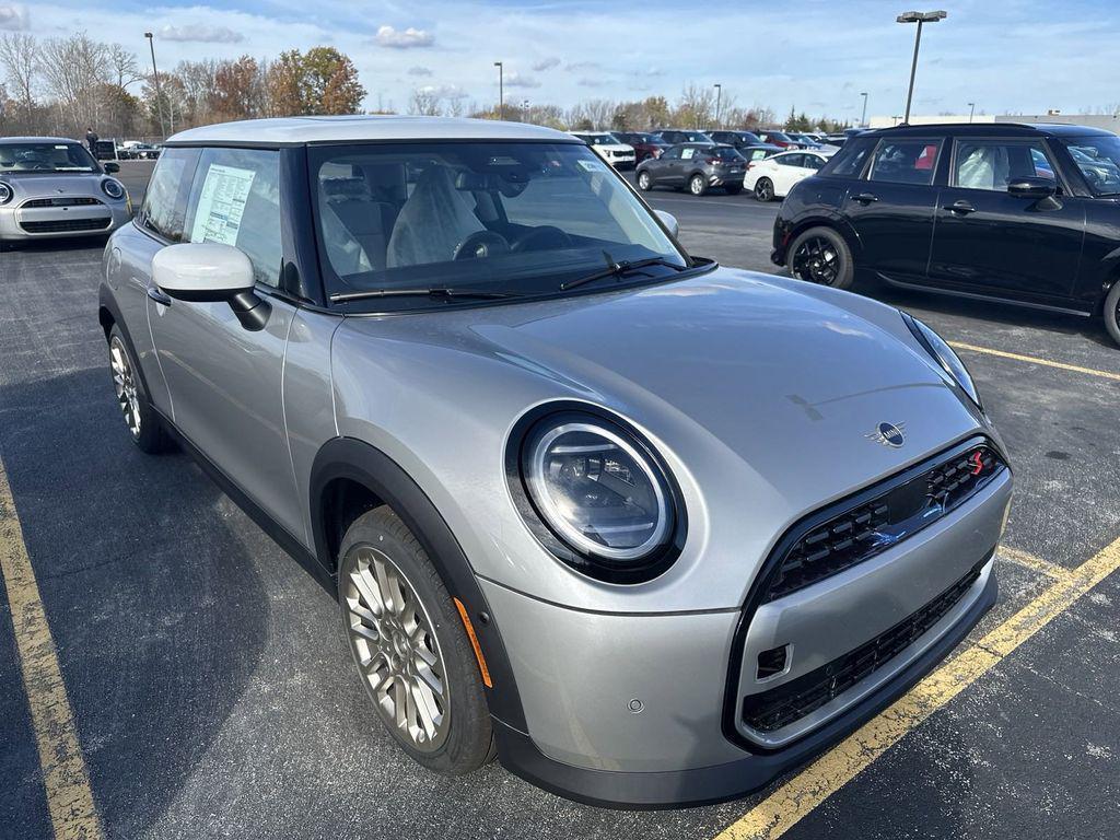 new 2025 MINI Hardtop car, priced at $35,680