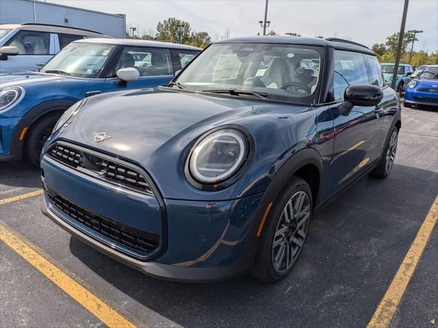 new 2025 MINI Hardtop car, priced at $33,445