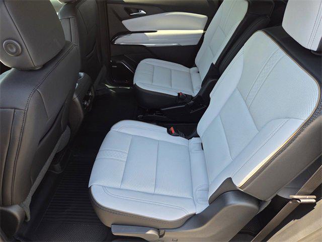 new 2026 Chevrolet Traverse car, priced at $60,111