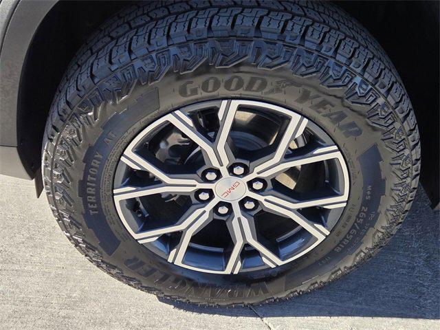 used 2025 GMC Acadia car, priced at $51,900