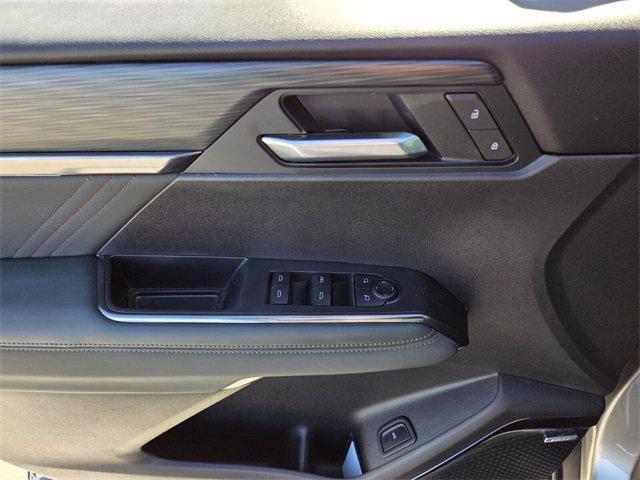 used 2025 GMC Acadia car, priced at $51,900