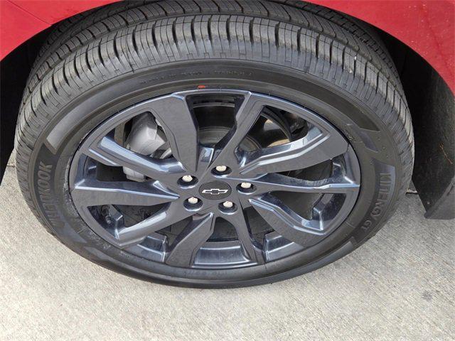 used 2024 Chevrolet Equinox car, priced at $29,900