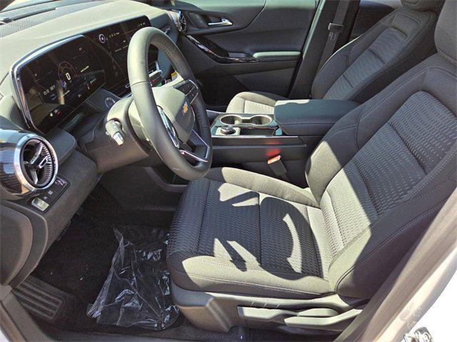 new 2026 Chevrolet Equinox car, priced at $29,995
