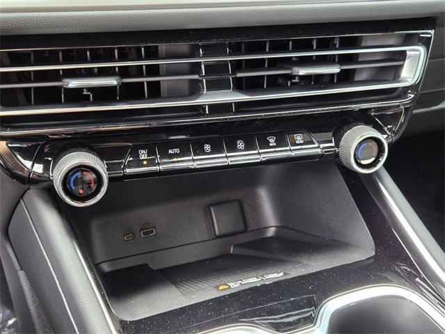 new 2026 Chevrolet Traverse car, priced at $49,354