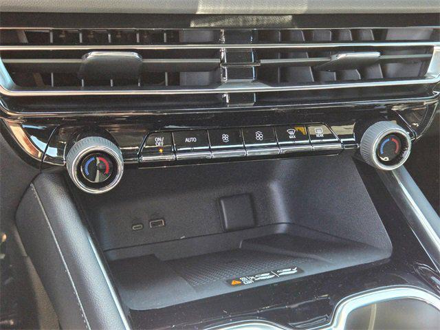 new 2026 Chevrolet Traverse car, priced at $49,068